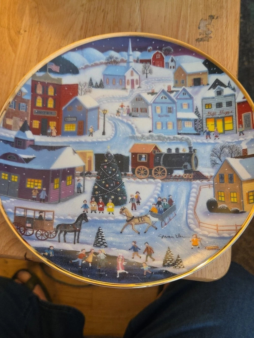 Franklin Mint Hometown Christmas by Steven Klein Christmas Collector Plate